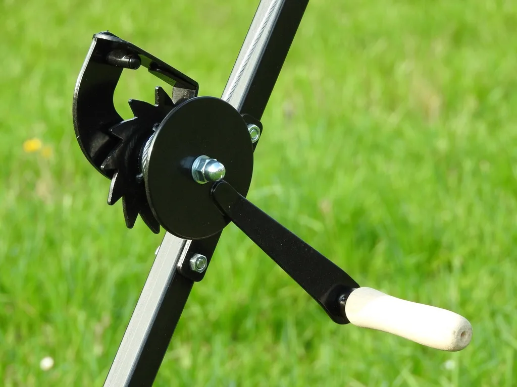 Grill trójnóg 185 cm ogniskowy ogrodowy ruszt 70 cm Chromowany kołowrotek - obrazek 5